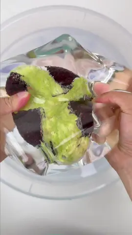 An avocado fell into my Taba while it was drying.🥰#squishy #tabasquishy #squishynow #asmr #stisfaying 