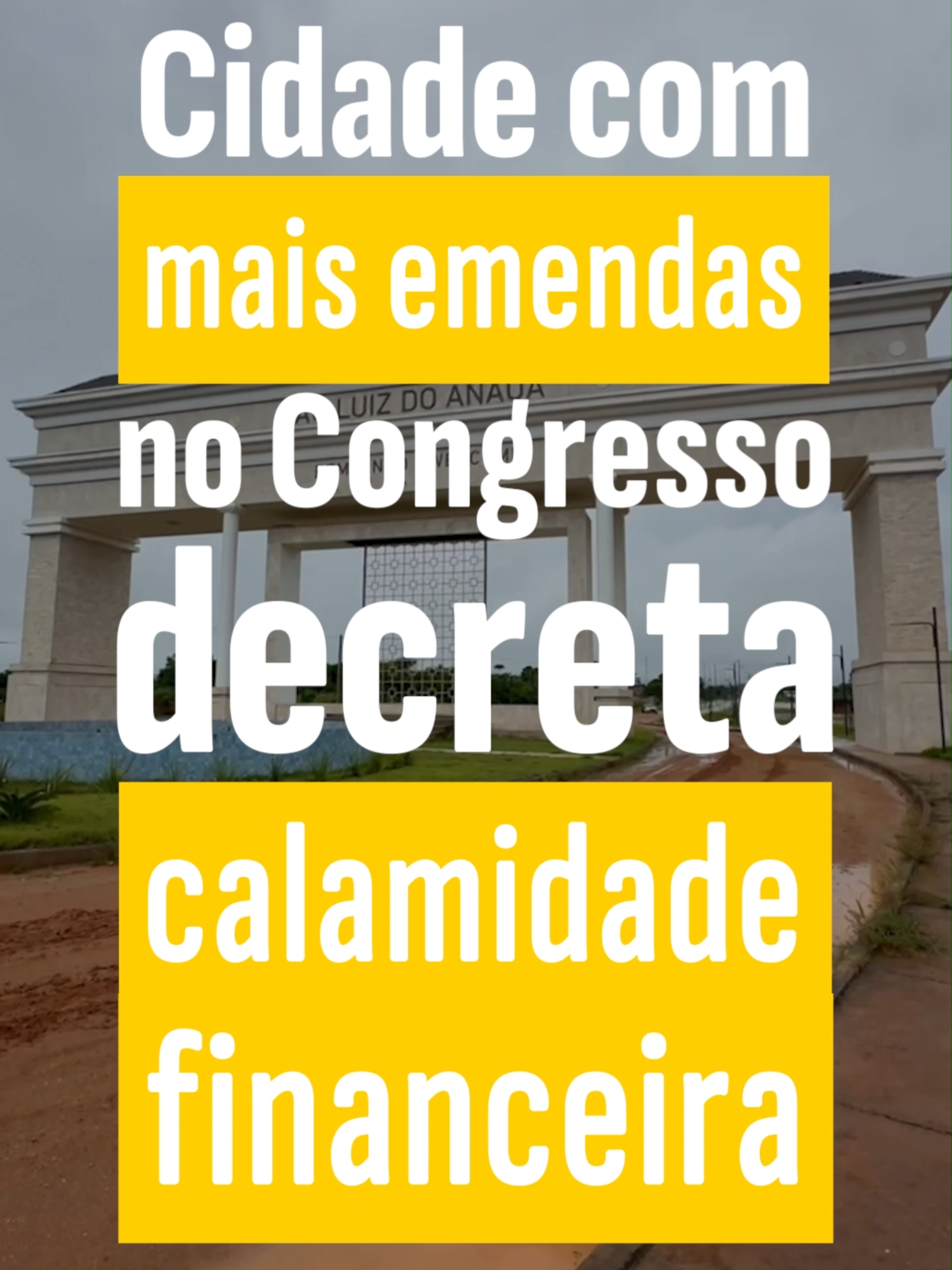 Uma cidade com 7.315 habitantes recebeu R$ 126 milhões em emendas de deputados e senadores de janeiro de 2020 a maio de 2025. Agora, não tem dinheiro para pagar seus funcionários. 💸 Quem vai a São Luiz do Anauá (RR), depara-se com um portal inacabado logo na entrada, como símbolo de recursos que sumiram. O município seria palco de um grande evento em 2022, com participação do sertanejo Gusttavo Lima. Porém, o cantor não veio, o evento não aconteceu, e muitas obras ficaram sem conclusão. 📌 São Luiz é, proporcionalmente, o principal destino de emendas parlamentares nos últimos cinco anos no Brasil. A cidade recebeu R$ 17,4 mil por habitante no período, 33 vezes mais do que a média dos municípios brasileiros. Mesmo assim, chegou à calamidade financeira. 🎥 Tiago Mali #UOLNotícias #Política #Roraima #SãoLuizDoAnauá #Corrupção