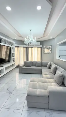 Te muestro las propiedades en venta más lindas de Choloma y San Pedro Sula.  Contáctanos: 9733-7674 / 9647-9285 📩 ventas@InmobiliariaMonarca.com 