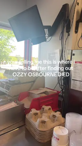 heart broken at an arby’s to say the least 💔 #ozzyosbourne 