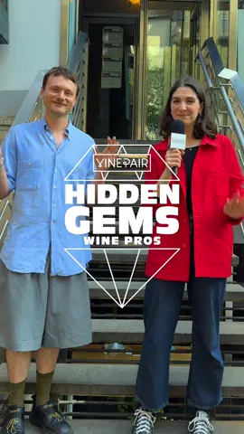 Looking for NYC’s best wine spots? Ellis Srubas-Giammanco of Penny shares his favorite pizza spot, favorite wine bar and more in this edition of Hidden Gems. #nycbars 