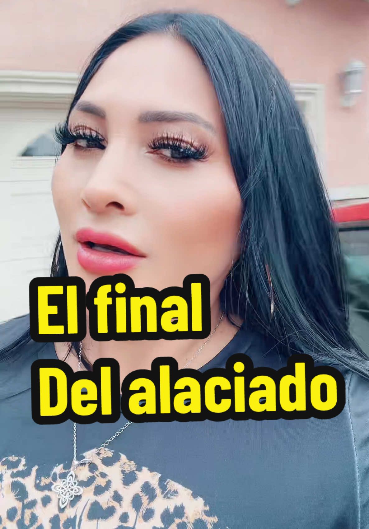 #cabello#alaciad #negro #estetica #trabajo #comida 