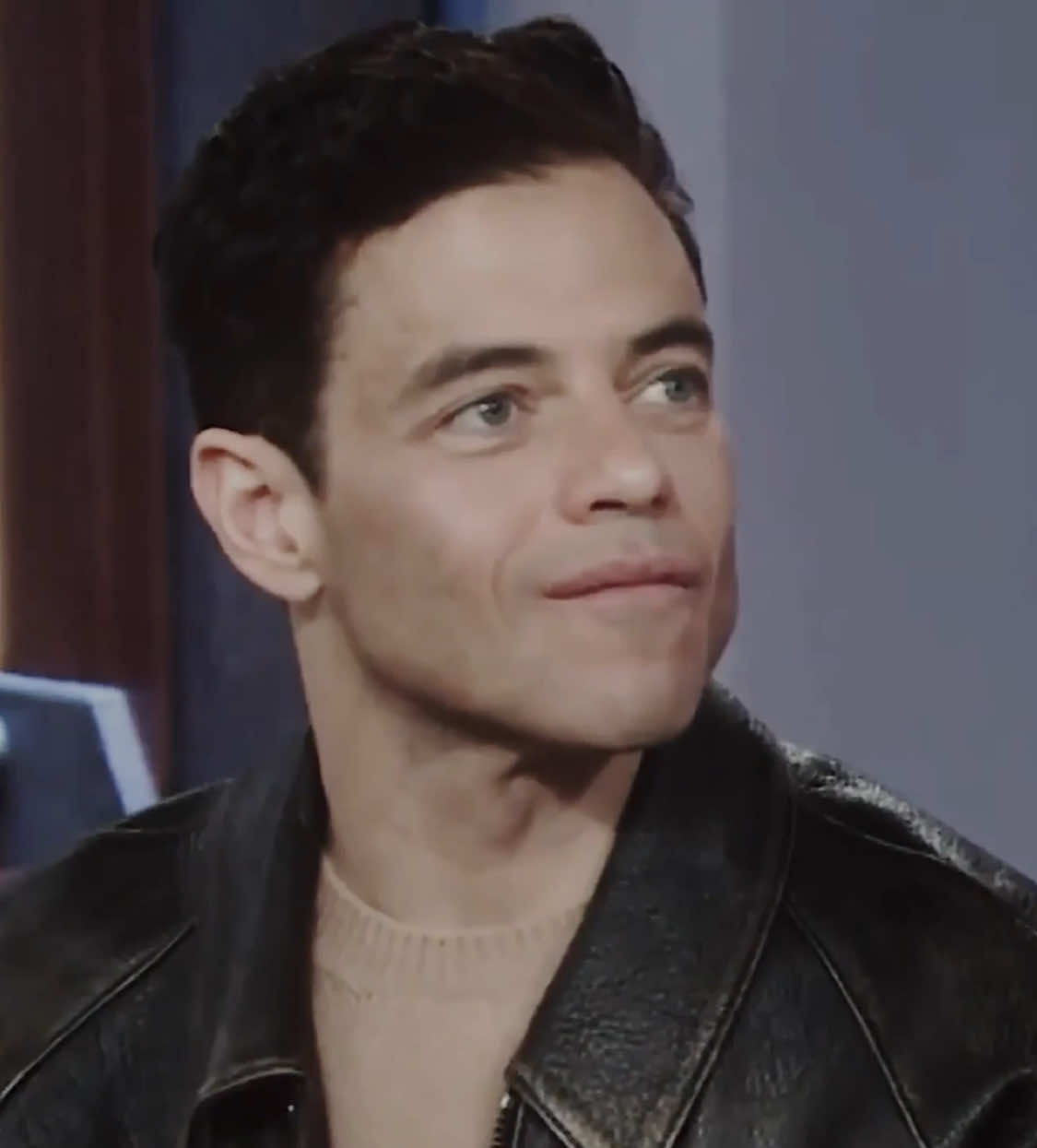 his eyes. #ramimalek #ramimalekedit #videostar #fyp #trending  cc rem ib @𝔥𝔲𝔤𝔬 🦇  scp me (link in bio)