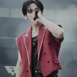 #LEEKNOW i just had to edit with my own clips from the concert #leeknowedit #leeknowstraykids  #straykids #straykidsedit #skz #fyp 