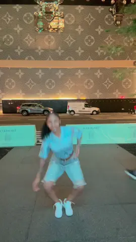 Isnt It Lovely 😅🔥 Fit From @aelfriceden_official Dc: @MG 💛 #ling #viralvideo #fyp #trending 