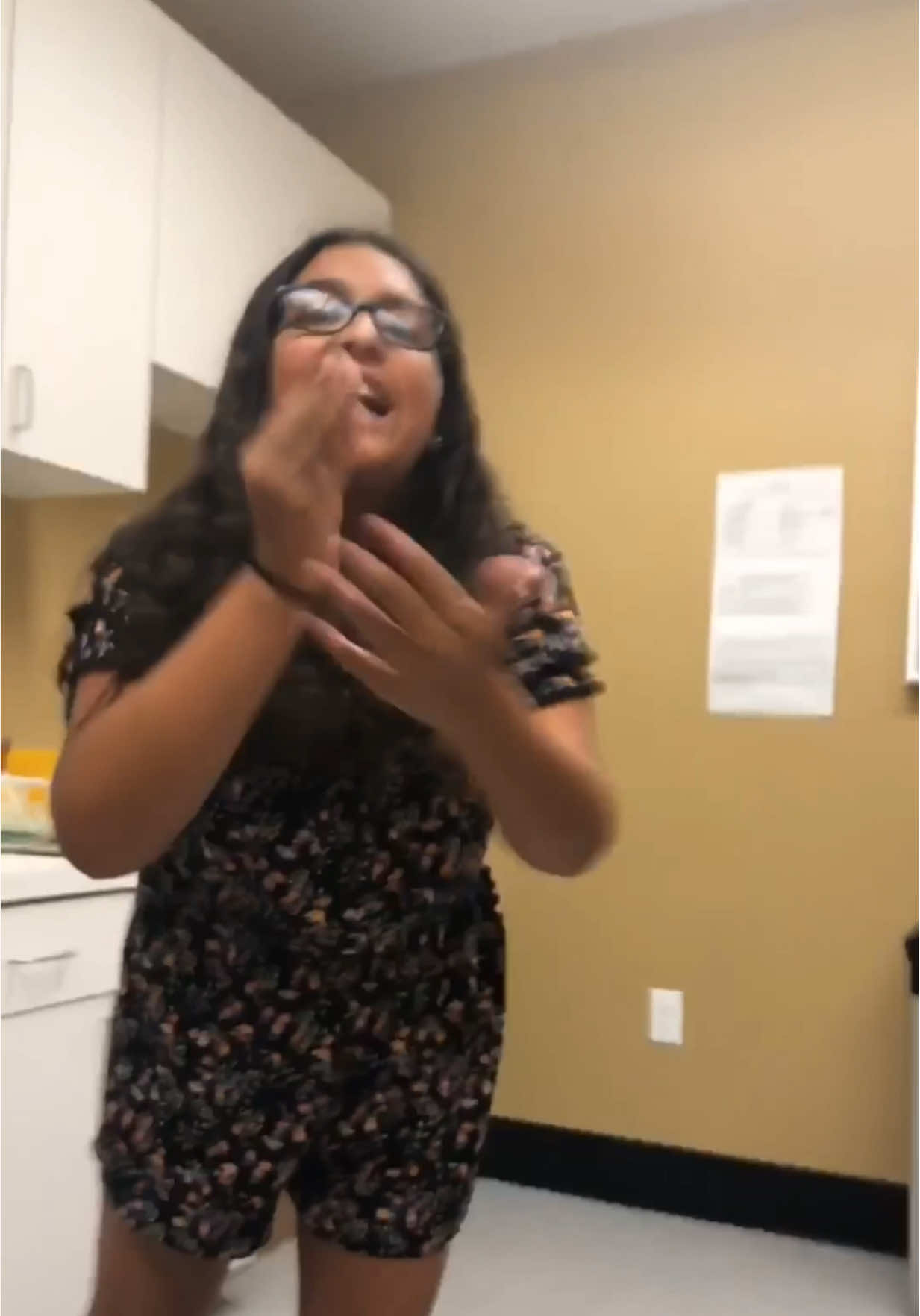 GUYS I FOUND NEW NEVER BEFORE SEEN ANGRY ANGIE VIDOES AHHHH 😂 #theaguilars #sister #joke 