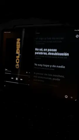 🎶 Tuyo – Romeo Santos Subo letras pa’ los que se entregan sin condiciones… aunque duela 💘🎤 #Tuyo #RomeoSantos #Letra #Bachata #FYP 🙌 Ayúdame a llegar a los 10k seguidores 🎧 Comenta tu canción favorita 👇