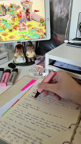 Study with me 🤍📚 #studywithme #studymotivation #studytok #aesthetic #studentlife #studyvlog #studying 