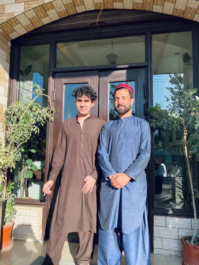 دې روغو راله راوستو آرمان د لیونو 
