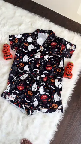These pjs are perfect for Halloween 🎃.  #tiktokshop #pajamas #pajamaset #pjs #affordablefashion #affordablepajamas #pajamasforwomen #halloween #spookyseason #halloweenpajamas 