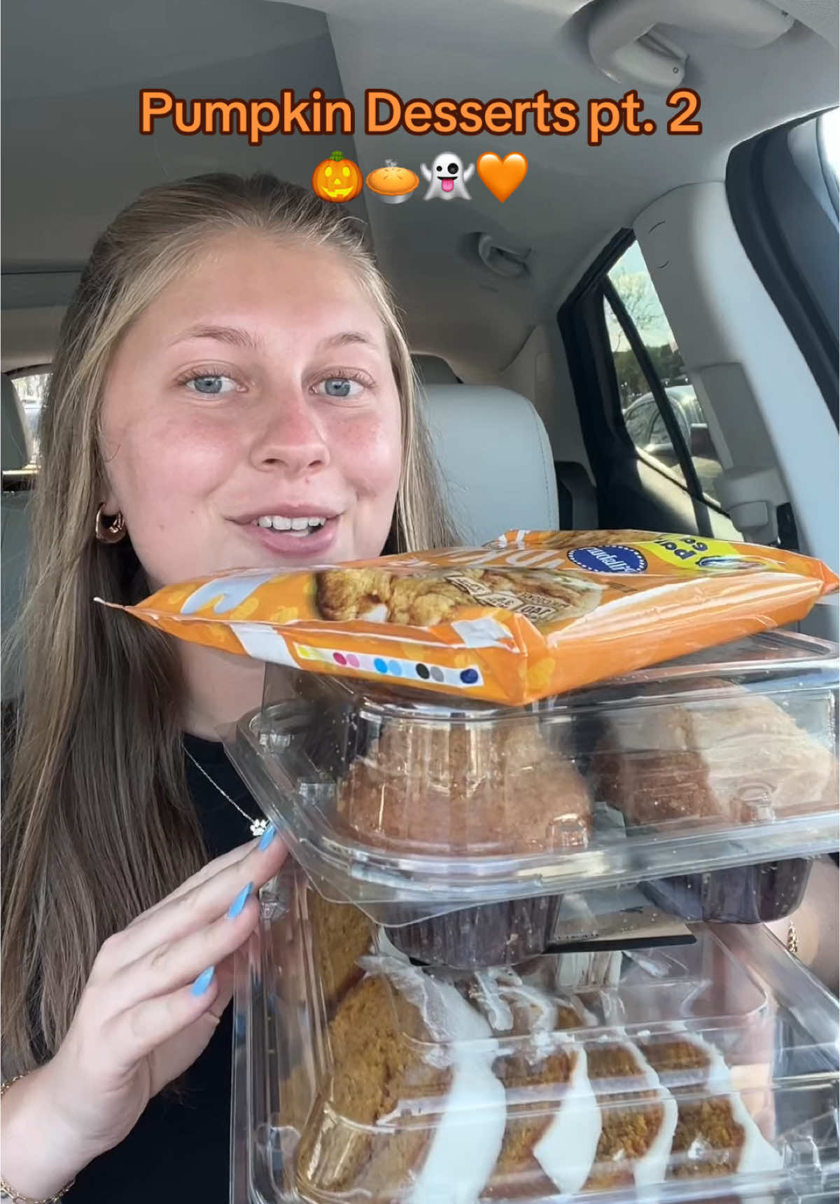 TRYING PUMPKIN DESSERTS FROM WALMART PT. 2 🤩😍 #pumpkinseason #dessert #Foodie #walmartbakery