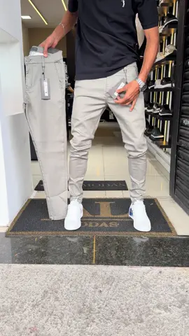 🥇 calça alfaiataria 🪡 Jay Jones 🥇 EXCLUSIVIDADE E AQUI NA ALMODAS 🥇 Produtos disponíveis na loja física e no site  📍Rua Benjamim constant 1429 centro Suzano sp  Site :https://almodasitaqua.com.br/ (link na Bio ) WhatsApp:11968913177 Entregamos via motoboy 🛵 regiões próximas e Sedex🚚 para todo Brasil 🇧🇷 . So trabalhamos com produtos Original. #Viral #fyp #calcasjogador #foryoupage #vira 