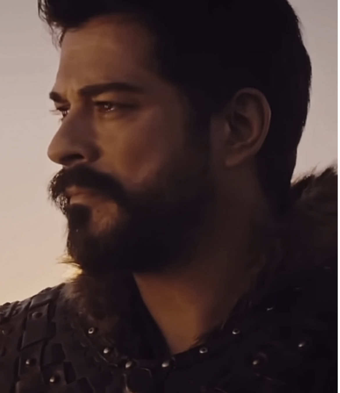انتهت شخصية عثمان😞 #burakozcivit #kuruluşosman #fyp #osman 