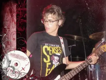 mikey fricking way #mychemicalromance #mcr #mikeyway #mikeywayedit #mcredit #nostalgia #2000s #moodboard #moodboardedit #fyp 