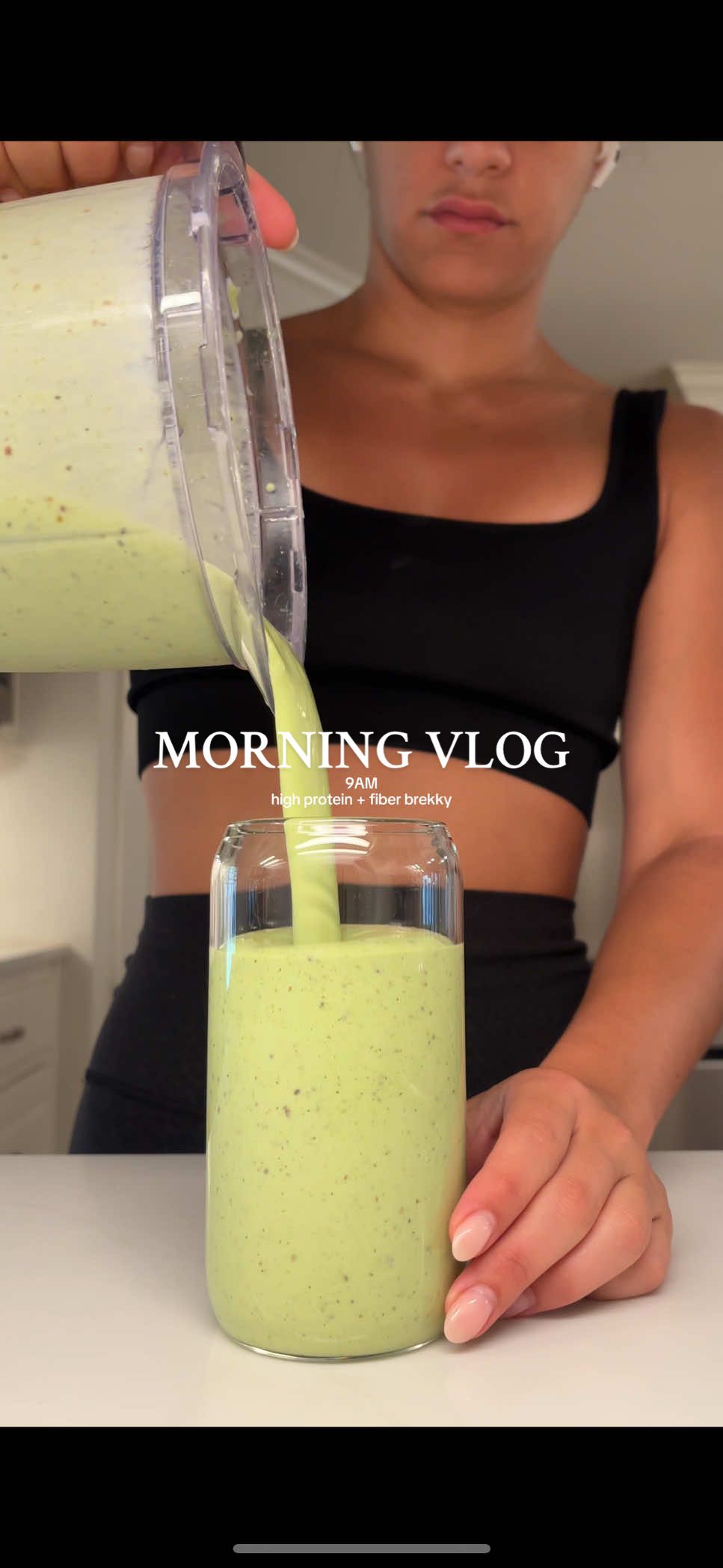 okay guys i'm starting to reach my breaking point with this heat ... autumn i'm ready for you 🍂🔅☁️ @lululemon @OBAGI MEDICAL SKINCARE @Colorescience @Kiehl's Since 1851 @rhode skin @Summer Fridays  #minimorningvlog #creatorsearchinsights #morninginmylife #spendthemorningwithme #productivemorningroutine #morningroutinebeforework 