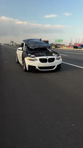 “hood open” put it ong #bmw #f22 #m235i #n55 #fypシ゚viral 