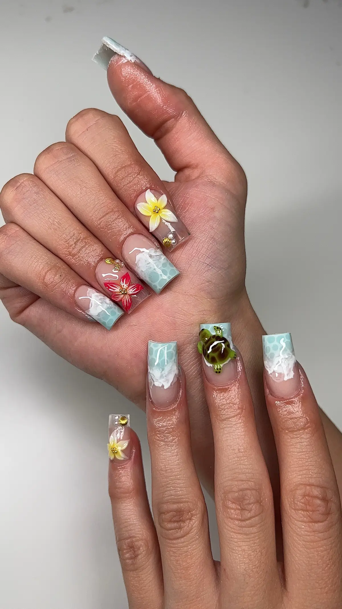 THE TURTLE PLSSSS 😩😩😩😩 #summernails #3dnails #beachnails #nailinspo 