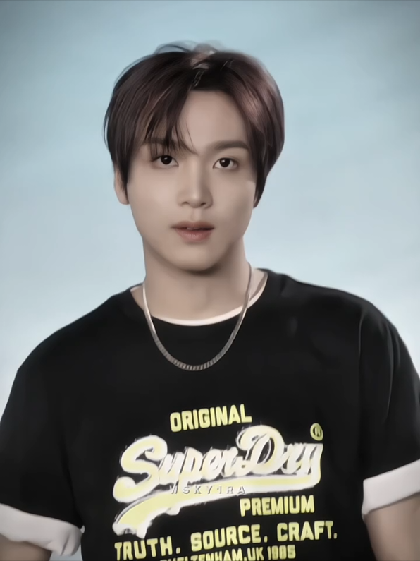 nge BIASin Echan dari era boom sesuka itu sampai sekarang sayang bgt 🤍🌻                                                         #haechan #leehaechan 