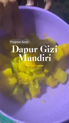 Dapur Gizi Mandiri:  PUDING LABU Kolaborasi dengan KPM Desa Garuntungan untuk Pemberian Makanan Tambahan (PMT) dari Bahan Pangan Lokal #kkn2025 #kknunhas #kknt114unhas #pengabdianmasyarakat #pmt #giziseimbang #bulukumba #garuntungan 