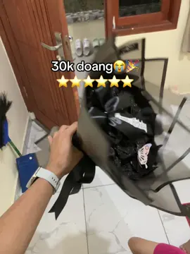 masyaallah cakep banget buketnya😭 cuma 30k #buket #buketbunga #bukethappybirthday #happybirthday #buketwisuda 