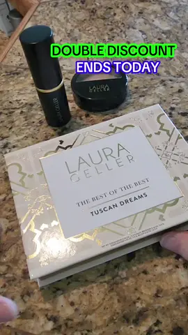 Laura Geller award winning makeup kit just for you.#superbranddayDFYD #makeup #makeupkit #lauragellerbeauty #laurageller 