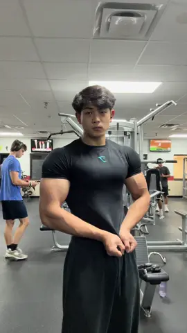 Just an average 06 🇲🇲 #GymTok #myanmartiktok🇲🇲🇲🇲 #asethetic #davidlaid #fyp #gym #trending 