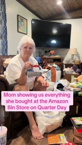 a budget? we don’t know her #fyp #amazonhaul #shoppinghaul #quarterday #unboxing 