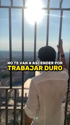 No por trabajar más, vas a crecer. El que se lleva las mejores oportunidades es el que está en la mente de los demás. #mindset #comunicacion #comunicacionefectivs