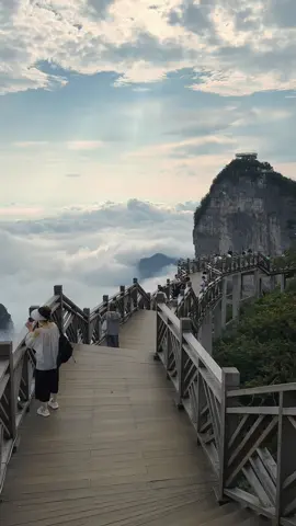 Thiên Môn Sơn - Vẻ đẹp hùng vĩ của núi non #china #xuhuongtiktok #dulichtrungquoc #truonggiagioi #phuonghoangcotran 