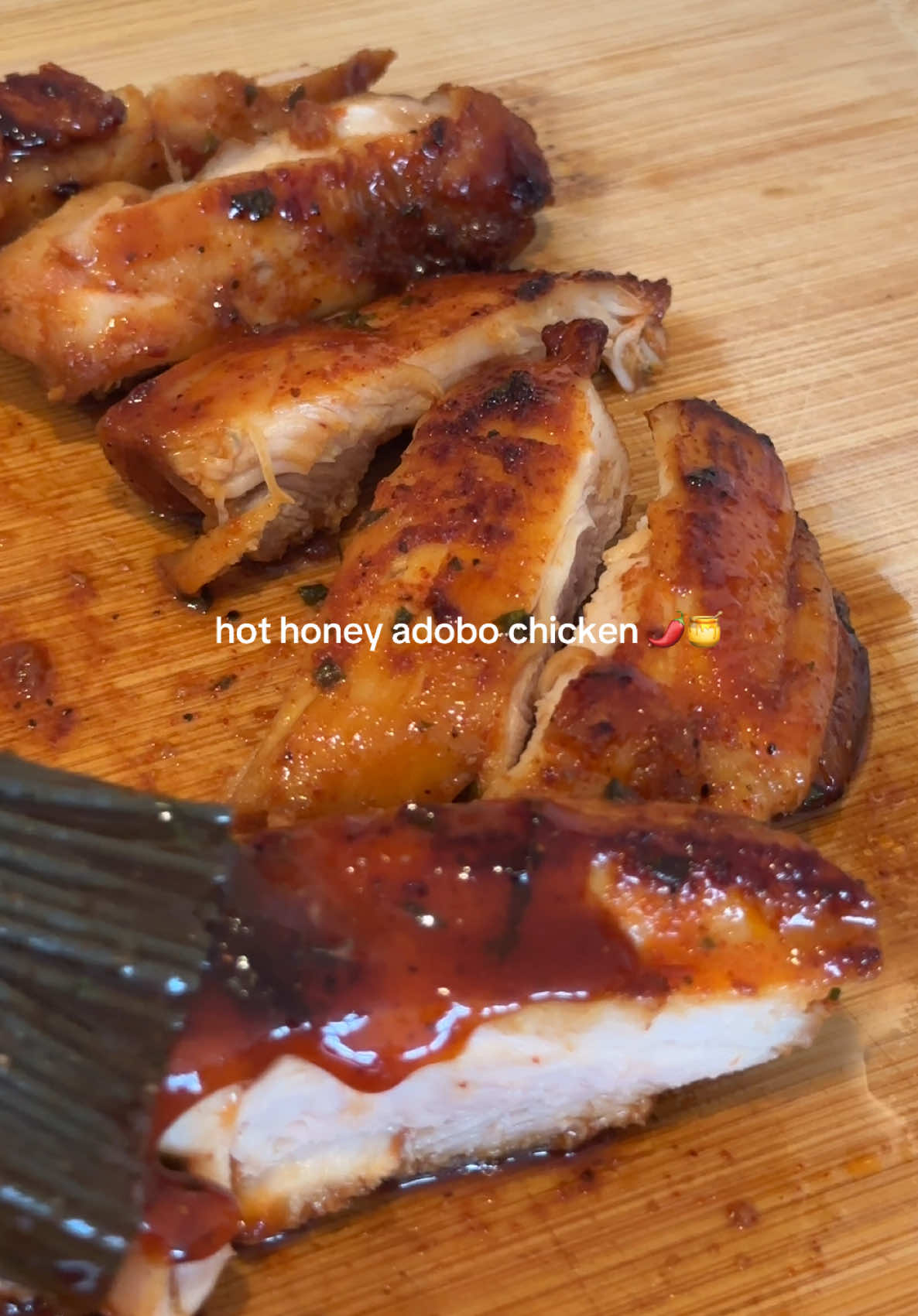 Hot honey adobo chicken recipe 🌶️🍯 full recipe below 🫶🏼 - 1lb boneless skinless chicken thighs  - 1 or 2 chipotle peppers in adobo sauce. You can add some adobo sauce for more spice  - 1/4 cup @Mike’s Hot Honey  - 1 clove of garlic - 1 tsp salt - 1/2 tsp pepper - 1 tsp cumin - 2 tsp paprika - Juice of 1 lime - Cilantro   #chicken #Recipe #EasyRecipe #cooking #cookwithme #recipes #food #Foodie #foodtiktok #yummy 