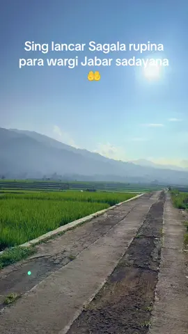 Sing Serehat baraya🤲 #viral #urangsunda #bodorsunda #videoviral #kdm #aslisunda #jawabarat #sundayvibes #fyp #garut 