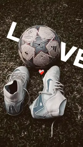 #CapCut #viral_video #stadium #footballplayer #viralvideotiktok #soomaliya🇸🇴🇸🇴hanolato #foryoupage❤️❤️ #footballskills #footballtiktok #virale #fyp #foryou 