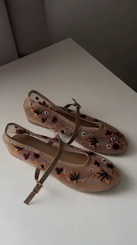 floral mesh flat shoes #flatshoes #meshflats #shoes 