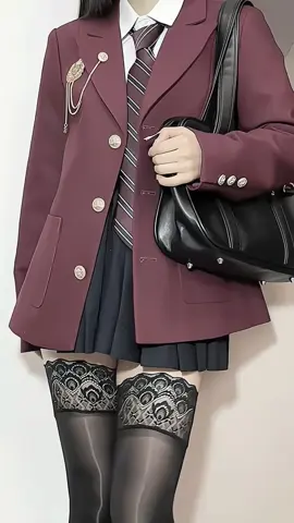 Burgundy blazer plus lace thigh-highs? Such a cute and sassy preppy look! Obsessed with this combo.#chinesegirl #ThanhThoiLuotTet #xuhuong #trending #trend #setdoxinh #váyxinh #viral #mỗingàymộtoutfit #tết2025 #outfits #fyppppppppppppppppppppppp #jk 