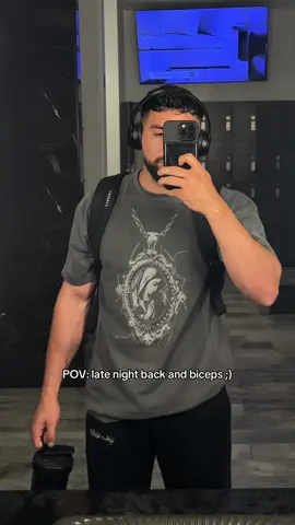 can’t really see the pump but solid workout tonight 🤝🏽 #gym #backday #pov #foryou #parati 