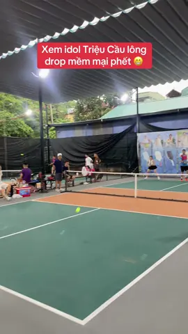 A zai Triệu Cầu Lông cõng em áo trắng còng lưng nhưng vẫn giành chiến thắng 😂#pickleball #gym #quần_áo_thể_thao_nam #bình_xịt_giày 