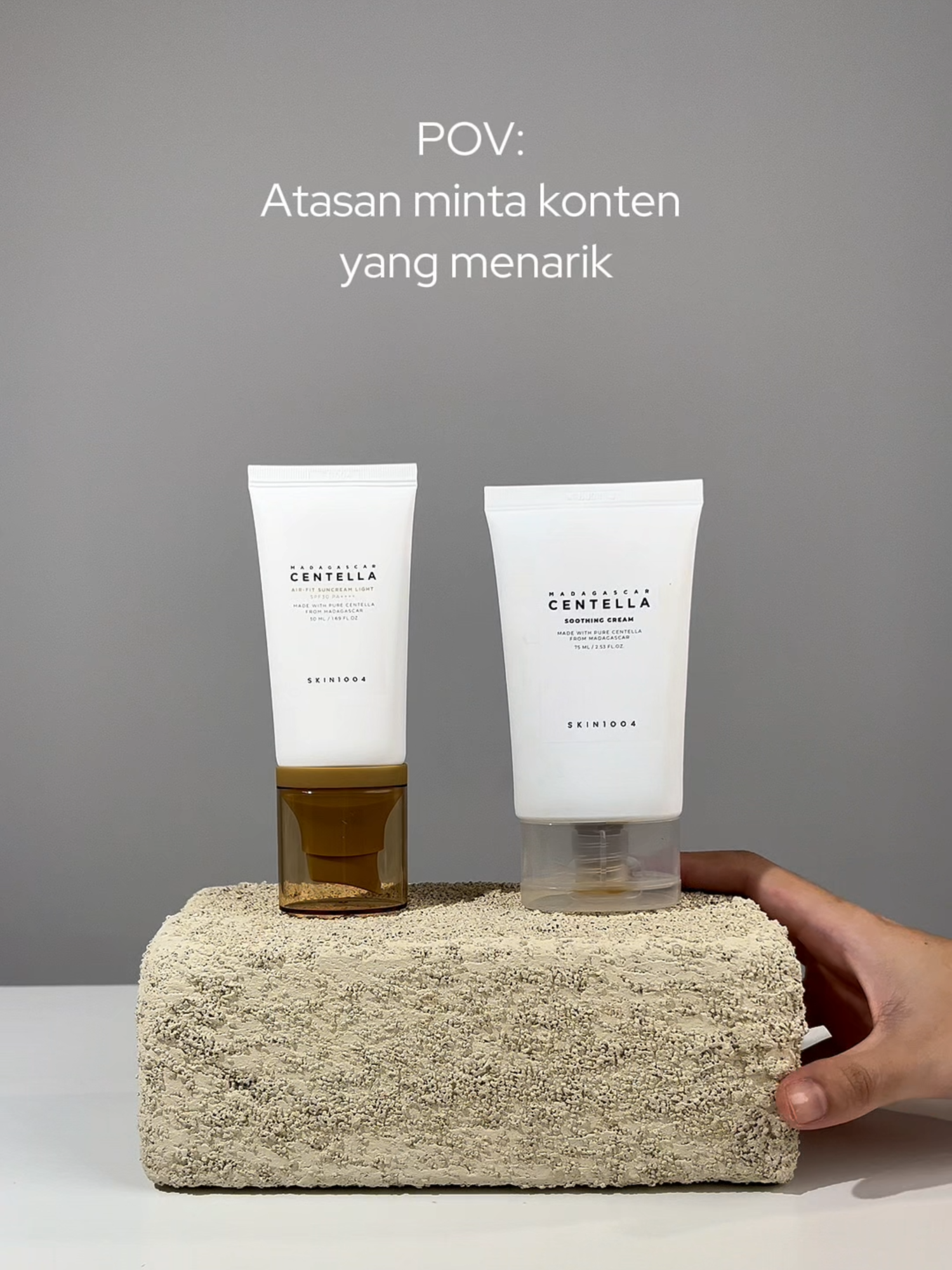 POV: disuruh bikin konten menarik = produk jadi korban tarik tambang 🧠📦💥 #SKIN1004 #SKIN1004ID #SKIN1004Indonesia #centella #skincare #skintok #KBeauty #glowingskin