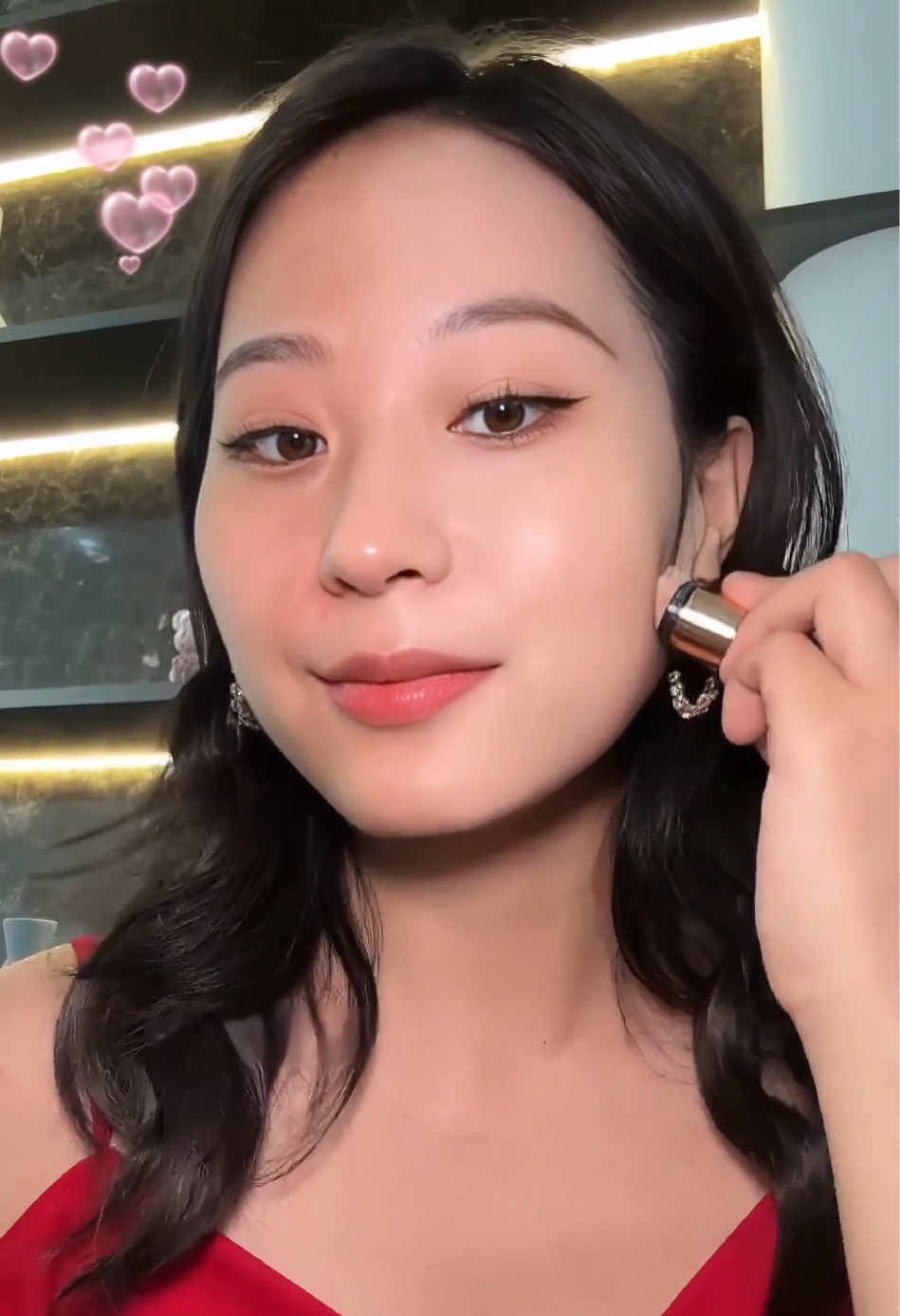 Ce fond de teint en stick est comme une gomme pour la peau, vous rendant belle sans maquillage. #makeup #maquillage 