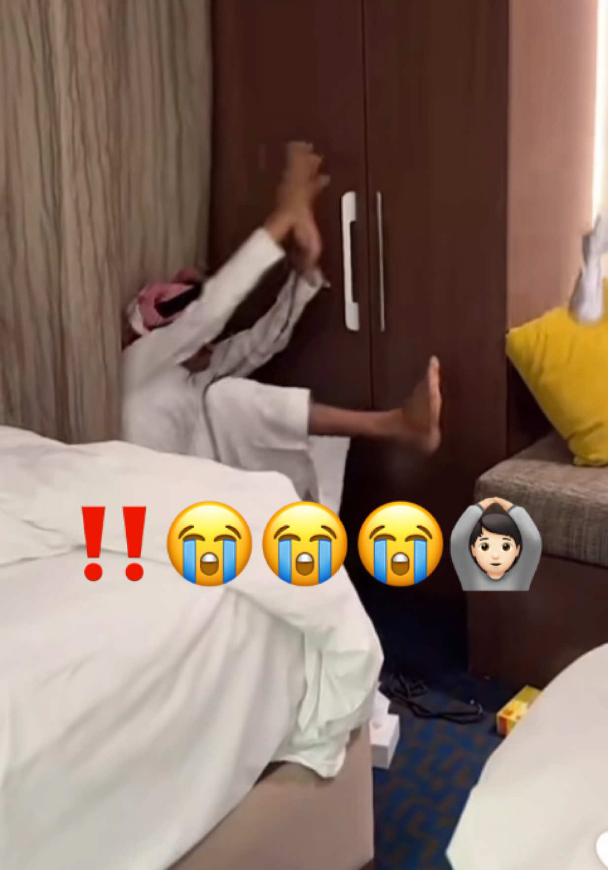 يا خي والله انه عسسسل يستاهل🍯💞😭😭😭😭😭😂😂#دحام_الضحيك #foryou #fyp #explore #viral #foryoupage #fypage #explorepage #viralvideo #اكسبلور_تيك_توك 