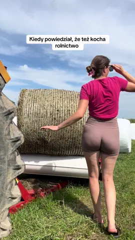 A ja wyjdę za rolnika, nie malarza, elektryka 😅.          #rolnik #dc #foru #dlaciebie #gospodarstwo #wieś #viral #fyp ##girl #farmlife #rolniczka #pies 