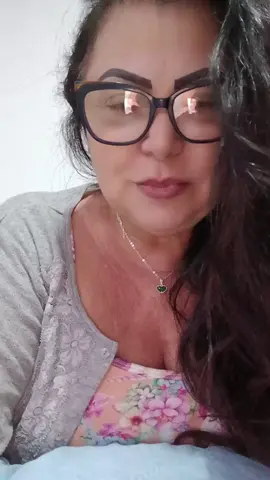 #coroa de 65 anos solteira