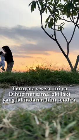 Senja dan rindu #fyp #fypシ゚ #masyaallahtabarakkallah #masyaallah #anakhebatku #anakgemoykuu❤❤ #ibudananaklakilakinya 