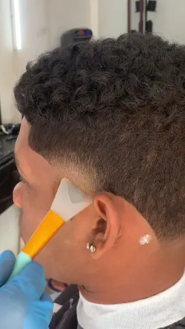 #taperfade #barbertrend #skinfade #midfade #hightaper 
