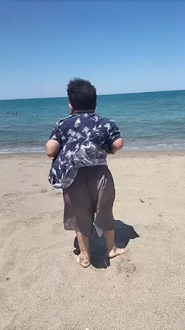 Deniz keyfi #tiktok #keşfetteyizzz #shitpost #kesfet #helaldi #ahmetcanturkeyhelaldi #shit 