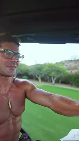 It’s giving Troy Bolton lol 😻 Repost zacefron on instagram : “Sticks” #zac #efron #golf #explore #viral #fyp #foryoupage #lovezacefronx1987 #efronbros #dylanefron #betonit #highschoolmusical #troybolton #policeeyewear #zacefron #explorepage @Dylan Efron 