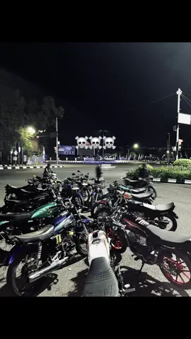 Nanti kita inpokan NR, #2takmaengalo #rxkingpalembang #rxkingstylebandung #fouryou #4u #rxking135cc 
