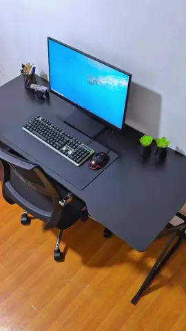 New Table Set Up 💕 #Table #Computertable #table #gaming 