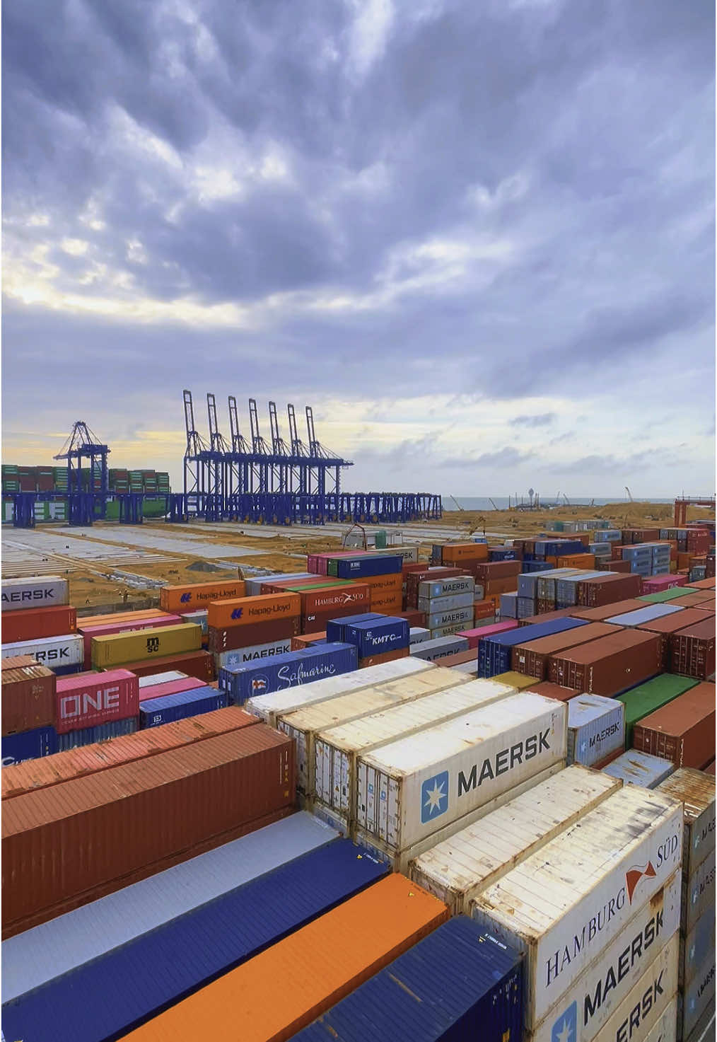 #Colombo #Port #SriLanka #PortLife #HeavyMachinery #ContainerYard #RTGcrane #CraneOperator #SLPort 