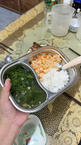 Khay ăn cơm 2 ngăn, từ inox 316 an toàn nha #khayinox #khay #khayandam #khayan 