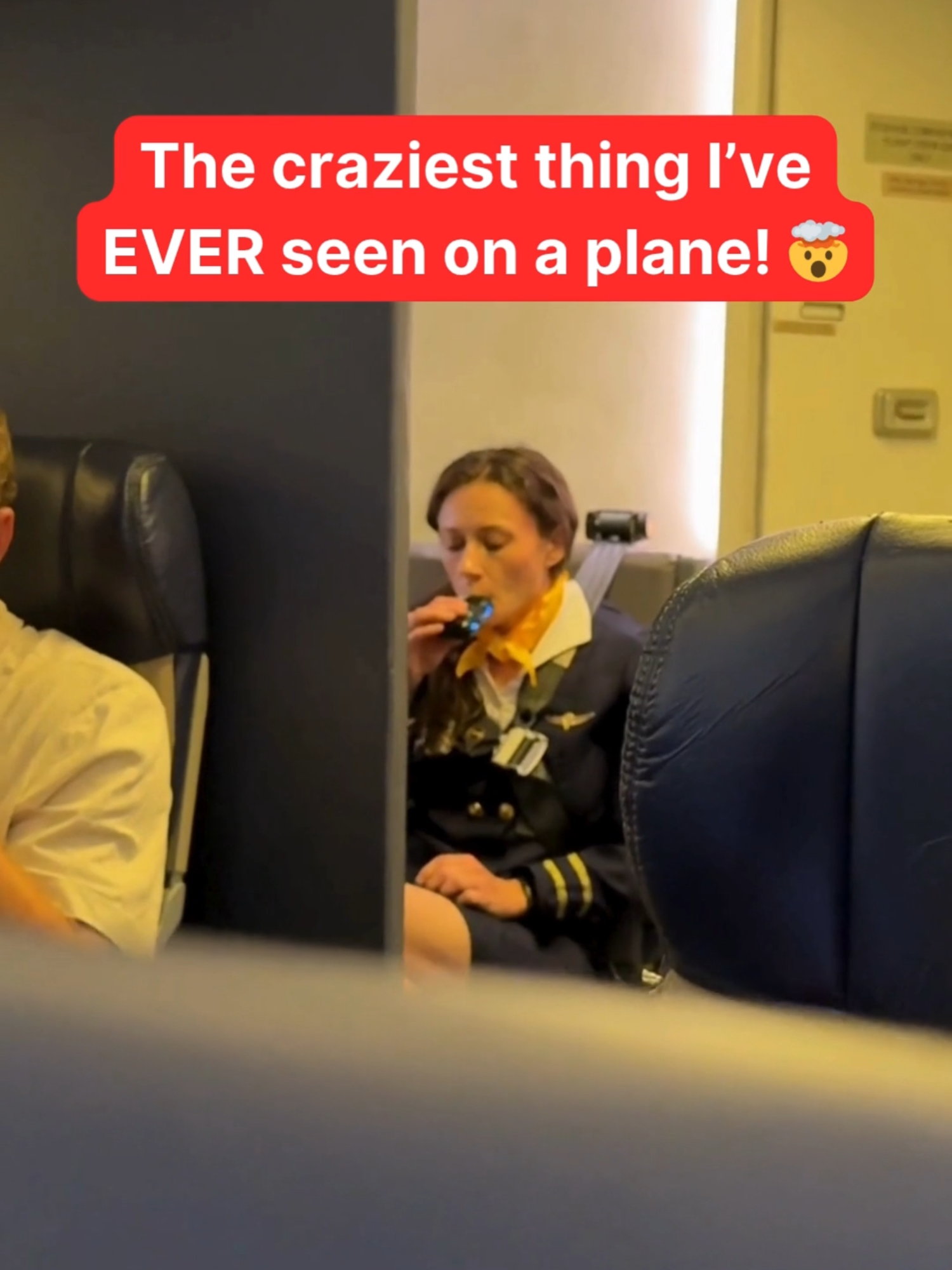 Stewardess seen vaping on plane! 😱